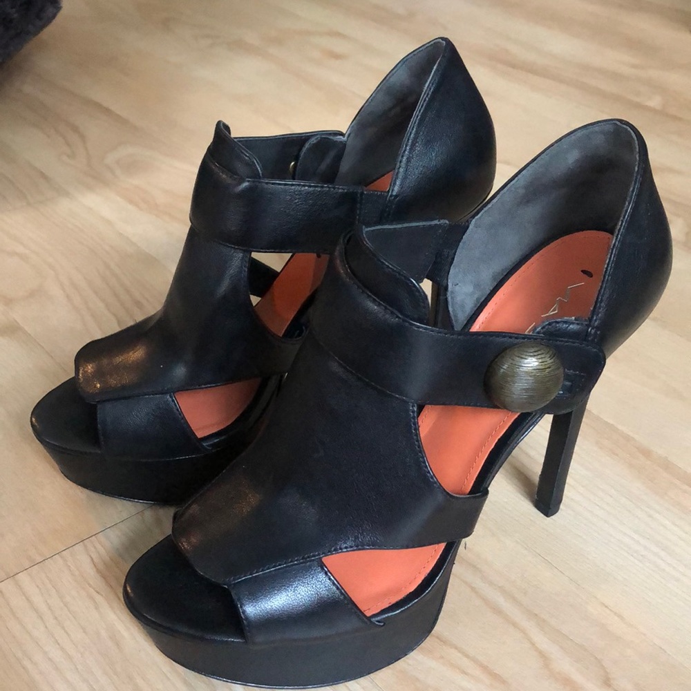 Via Spiga heels, size 8 NEW!